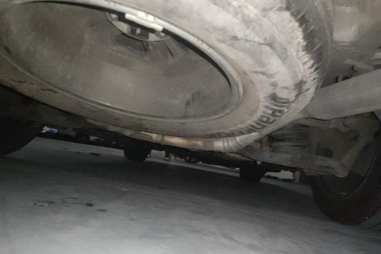 Used Hyundai Santa Fe 2013 2.4L Automatic Two-Wheel Drive Smart Version Chassis Rear