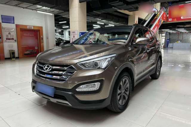 Used Hyundai Santa Fe 2013 2.4L Automatic Two-Wheel Drive Smart Version