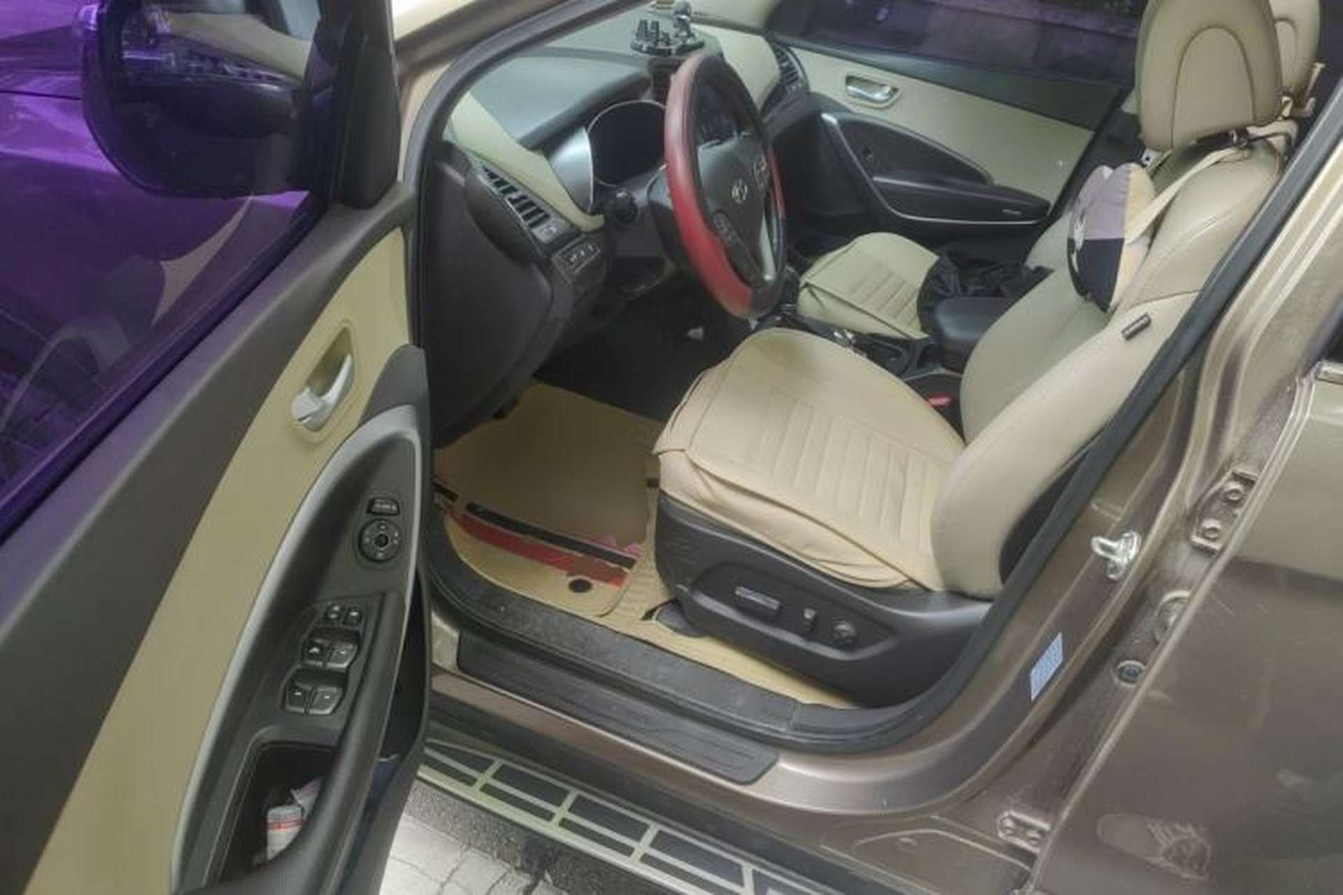 Used Hyundai Santa Fe 2013 2.4L Automatic Two-Wheel Drive Smart Version Driver Seat