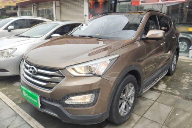 Used Hyundai Santa Fe 2013 2.4L Automatic Two-Wheel Drive Smart Version