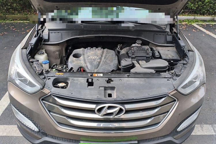 Used Hyundai Santa Fe 2013 2.4L Automatic Two-Wheel Drive Smart Version Engine Bay