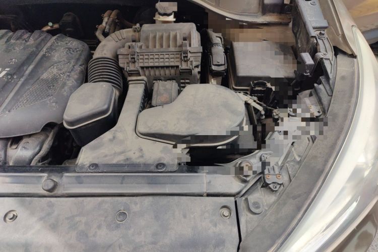 Used Hyundai Santa Fe 2013 2.4L Automatic Two-Wheel Drive Smart Version Engine Bay Left