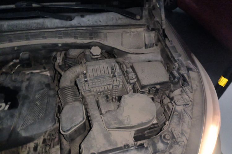 Used Hyundai Santa Fe 2013 2.4L Automatic 2WD Comfort Edition Engine Bay Left