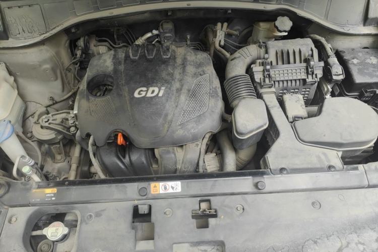 Used Hyundai Santa Fe 2013 2.4L Automatic Two-Wheel Drive Smart Version Engine Bay
