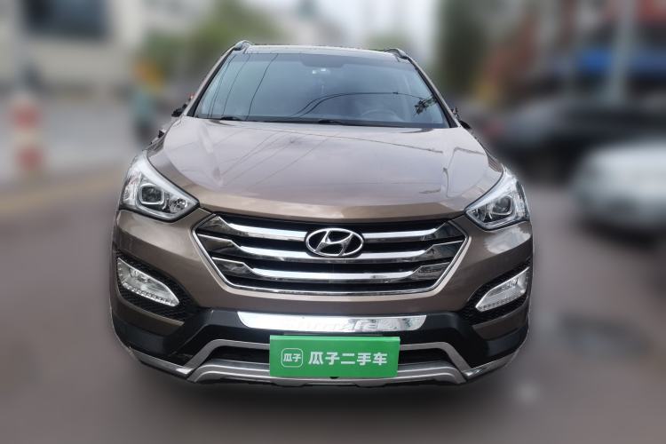 Used Hyundai Santa Fe 2013 Revised Version 2.4L Automatic All-Wheel Drive Smart Type Front