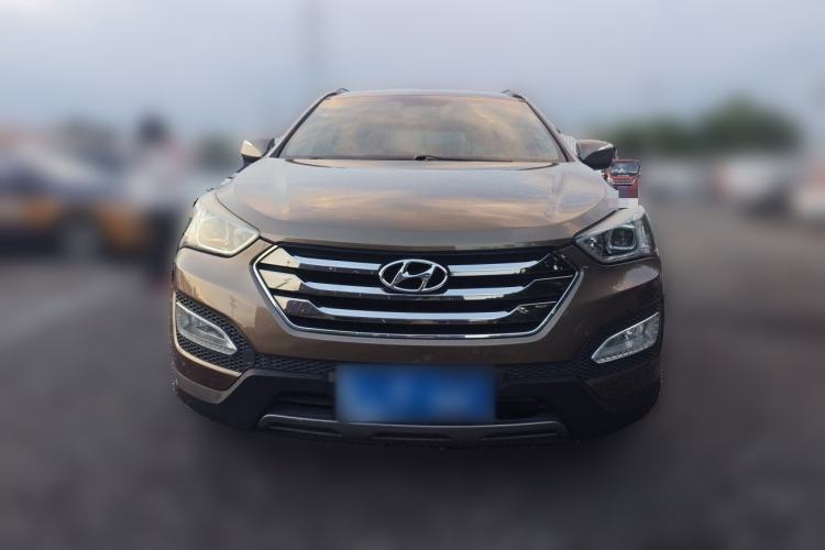 Used Hyundai Santa Fe 2013 2.4L Automatic 4x4 Prestige Edition Front