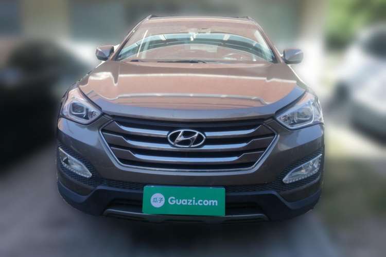 Used Hyundai Santa Fe 2013 2.4L Automatic 2WD Comfort Edition Front