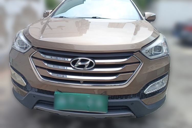 Used Hyundai Santa Fe 2013 2.4L Automatic 2WD Comfort Edition Front