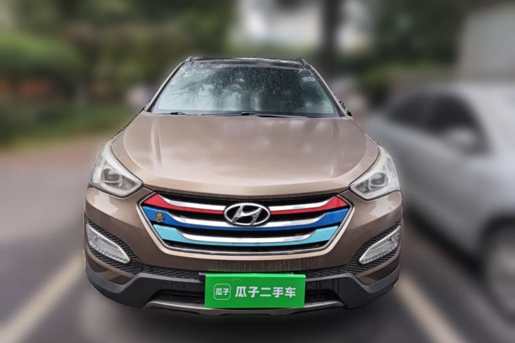 Used Hyundai Santa Fe 2013 Revised Version 2.4L Automatic All-Wheel Drive Smart Type Front