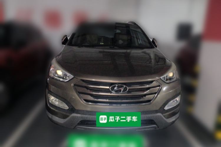 Used Hyundai Santa Fe 2013 2.4L Automatic 2WD Comfort Edition Front