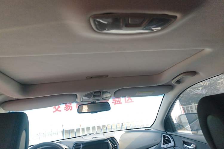 Used Hyundai Santa Fe 2013 2.4L Automatic 2WD Comfort Edition Headliner