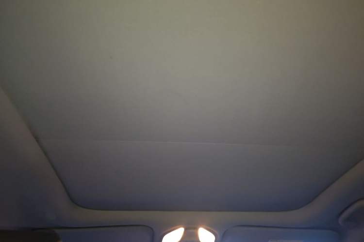 Used Hyundai Santa Fe 2013 2.4L Automatic 4x4 Prestige Edition Headliner