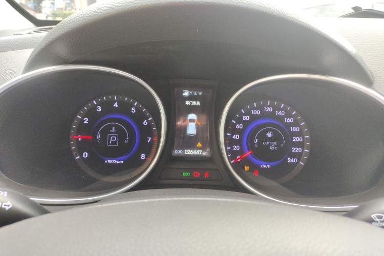 Used Hyundai Santa Fe 2013 2.4L Automatic Two-Wheel Drive Smart Version Instrument Cluster