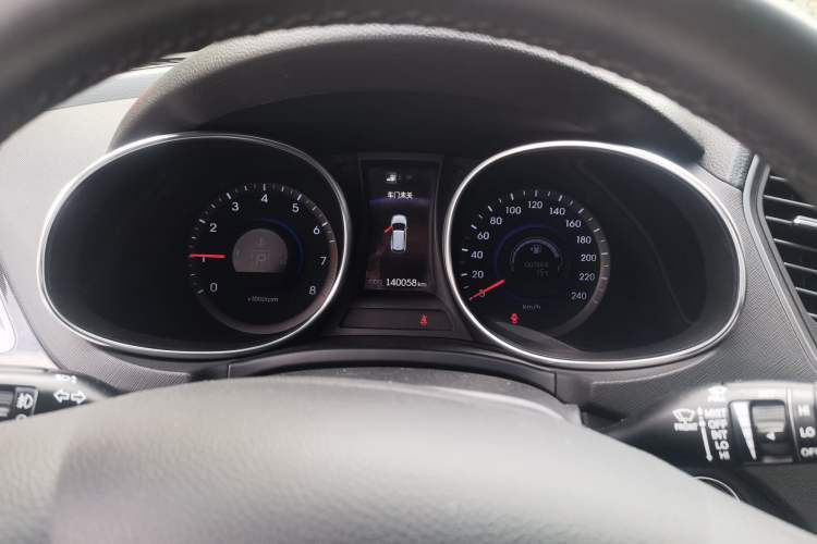 Used Hyundai Santa Fe 2013 Revised Version 2.4L Automatic All-Wheel Drive Smart Type Instrument Cluster
