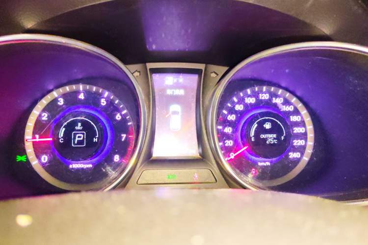 Used Hyundai Santa Fe 2013 2.4L Automatic 2WD Comfort Edition Instrument Cluster