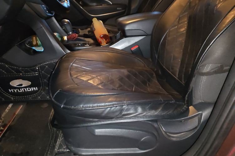 Used Hyundai Santa Fe 2013 2.4L Automatic 2WD Comfort Edition Left Front Seat