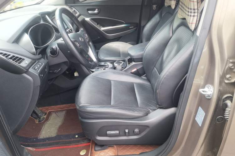 Used Hyundai Santa Fe 2013 Revised Version 2.4L Automatic All-Wheel Drive Smart Type Left Front Seat