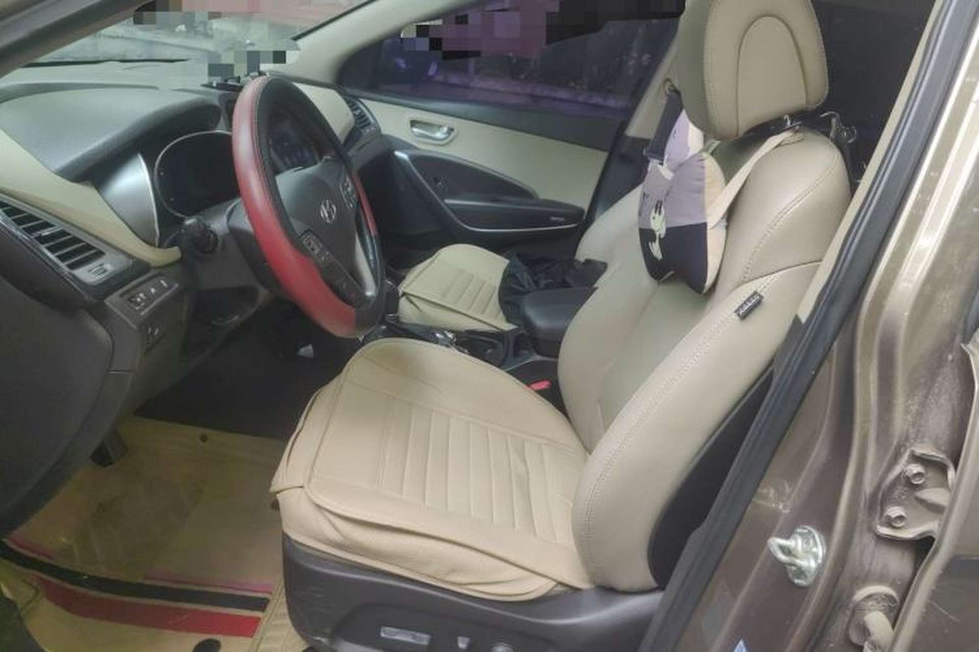 Used Hyundai Santa Fe 2013 2.4L Automatic Two-Wheel Drive Smart Version Left Front Seat