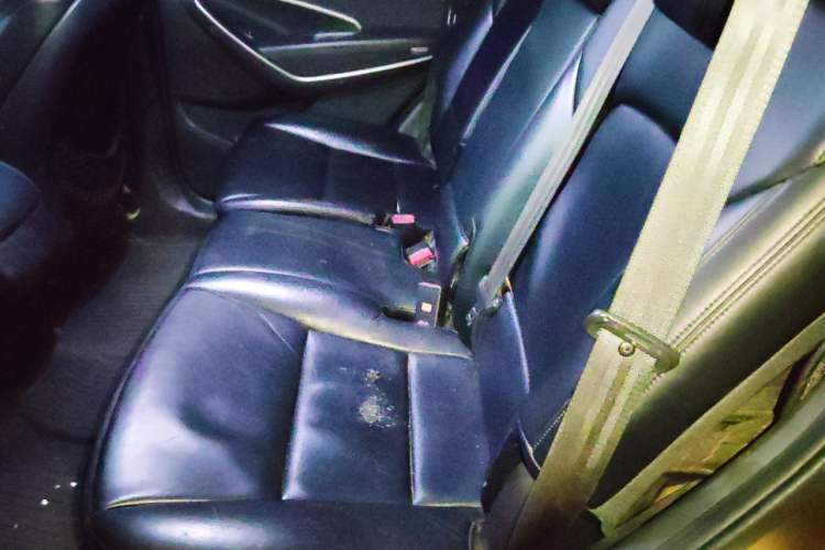 Used Hyundai Santa Fe 2013 2.4L Automatic 2WD Comfort Edition Left Rear Seat