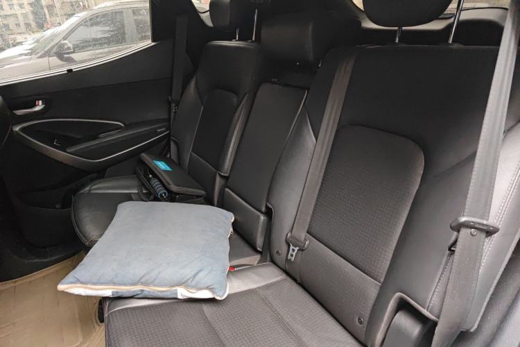 Used Hyundai Santa Fe 2013 Revised Version 2.4L Automatic All-Wheel Drive Smart Type Left Rear Seat