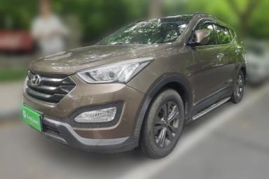 Used Hyundai Santa Fe 2013 2.4L Automatic Two-Wheel Drive Smart Version