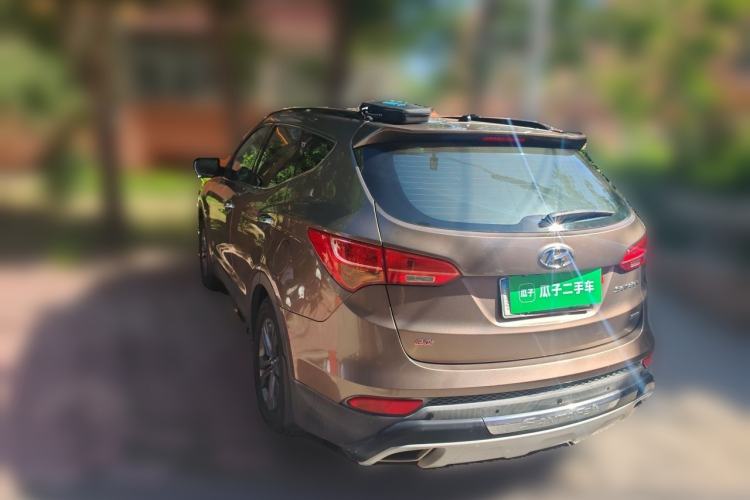 Used Hyundai Santa Fe 2013 Revised Version 2.4L Automatic All-Wheel Drive Smart Type Rear Left 45 Deg