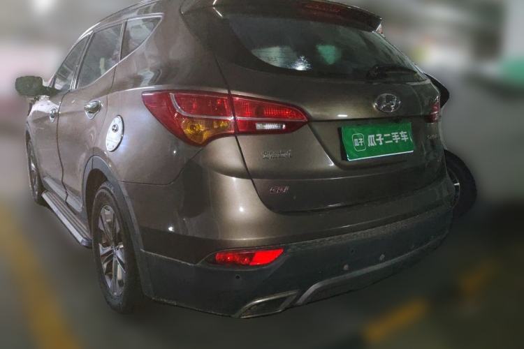 Used Hyundai Santa Fe 2013 2.4L Automatic Two-Wheel Drive Smart Version Rear Left 45 Deg