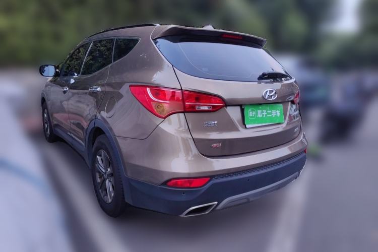 Used Hyundai Santa Fe 2013 Revised Version 2.4L Automatic All-Wheel Drive Smart Type Rear Left 45 Deg
