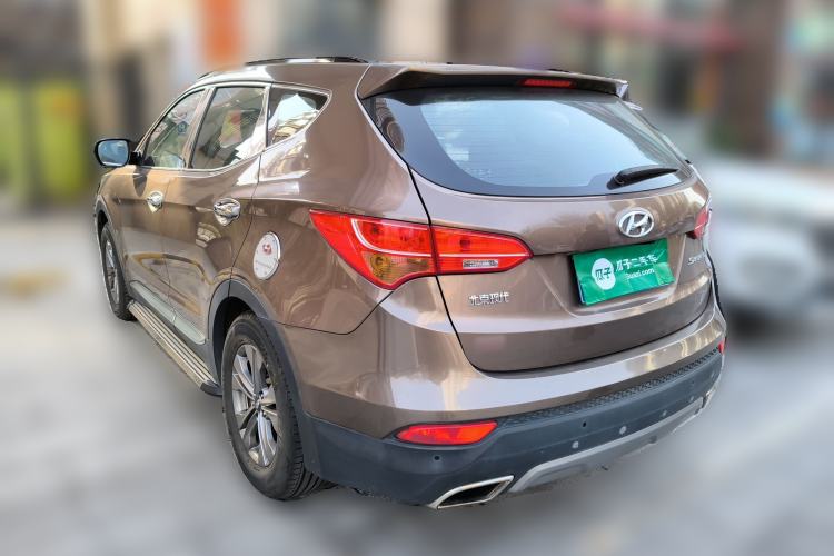 Used Hyundai Santa Fe 2013 2.4L Automatic Two-Wheel Drive Smart Version Rear Left 45 Deg