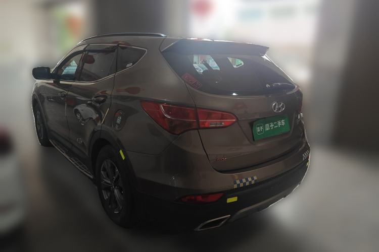Used Hyundai Santa Fe 2013 2.4L Automatic 4x4 Comfort Edition Rear Left 45 Deg