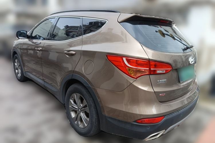 Used Hyundai Santa Fe 2013 2.4L Automatic 2WD Comfort Edition Rear Left 45 Deg