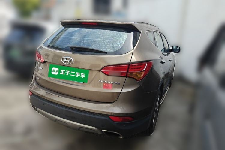 Used Hyundai Santa Fe 2013 2.0T Automatic Two-Wheel Drive Prestige Version Rear Right 45 Deg