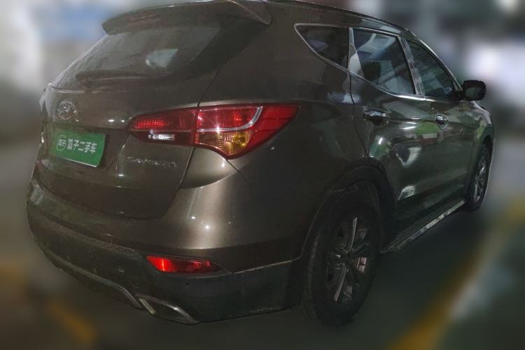 Used Hyundai Santa Fe 2013 2.4L Automatic Two-Wheel Drive Smart Version Rear Right 45 Deg