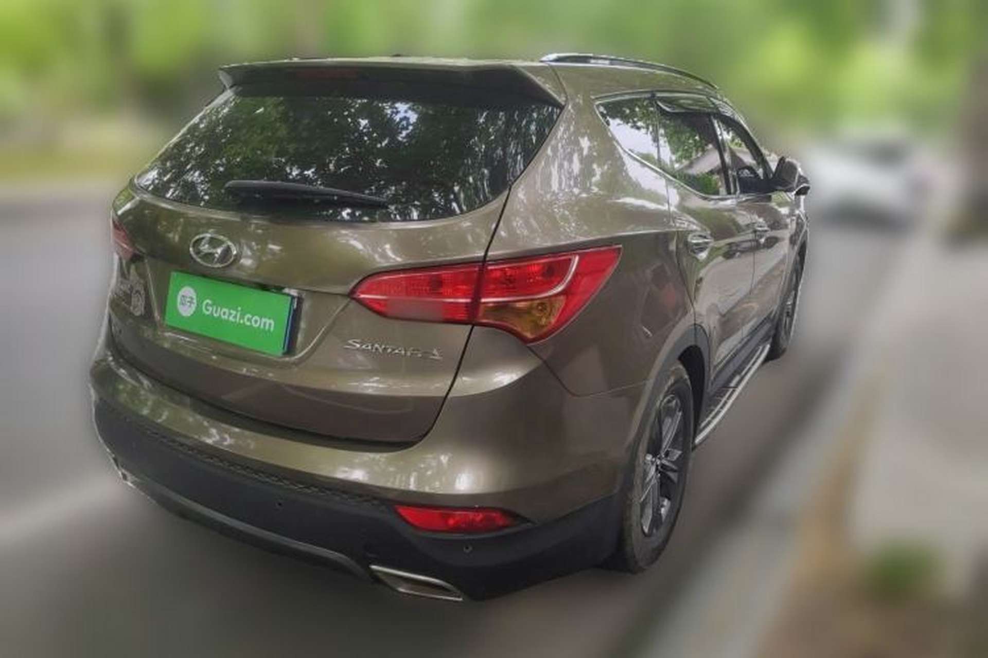 Used Hyundai Santa Fe 2013 2.4L Automatic Two-Wheel Drive Smart Version Rear Right 45 Deg