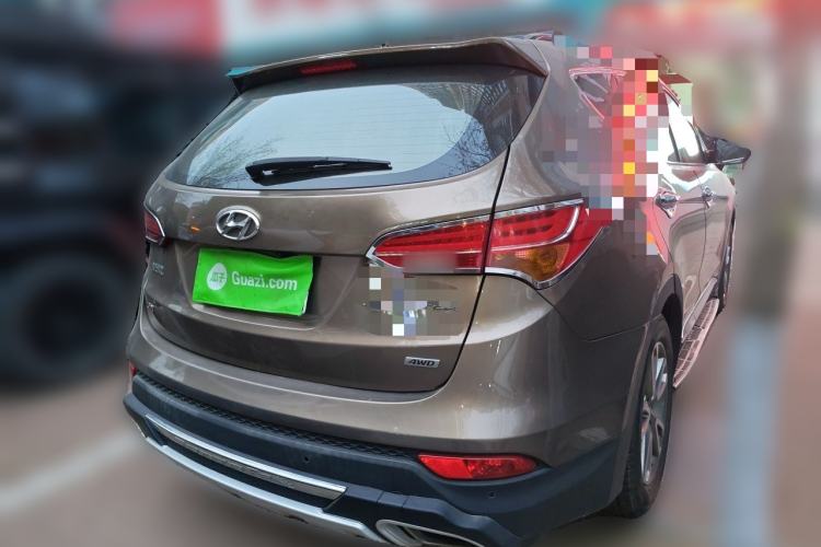 Used Hyundai Santa Fe 2013 2.4L Automatic 4x4 Prestige Edition Rear Right 45 Deg