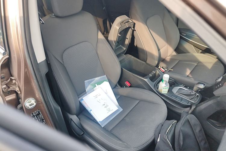 Used Hyundai Santa Fe 2013 2.4L Automatic 2WD Comfort Edition Right Front Seat