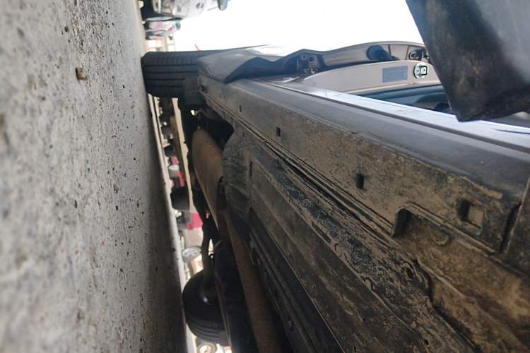 Used Hyundai Santa Fe 2013 2.4L Automatic 2WD Comfort Edition Right Side Sill