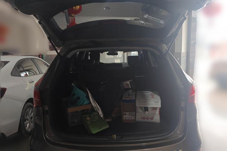 Used Hyundai Santa Fe 2013 2.4L Automatic 4x4 Comfort Edition Trunk