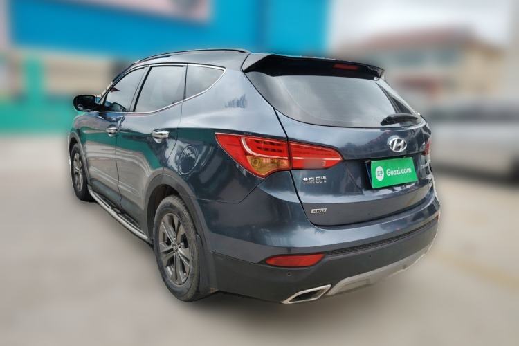 Used Hyundai Santa Fe 2013 2.4L Automatic Two-Wheel Drive Smart Version Rear Left 45 Deg