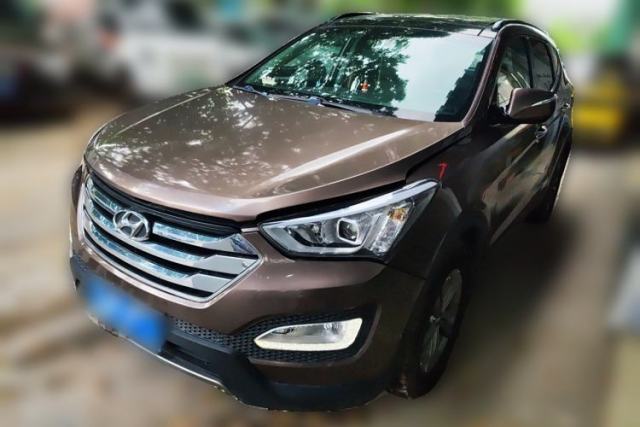 Used Hyundai Santa Fe 2013 2.4L Automatic Two-Wheel Drive Smart Version