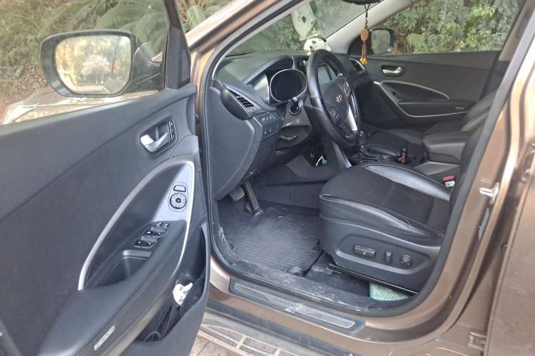 Used Hyundai Santa Fe 2013 Revised Version 2.0T Automatic All-Wheel Drive Prestige Edition Driver Seat