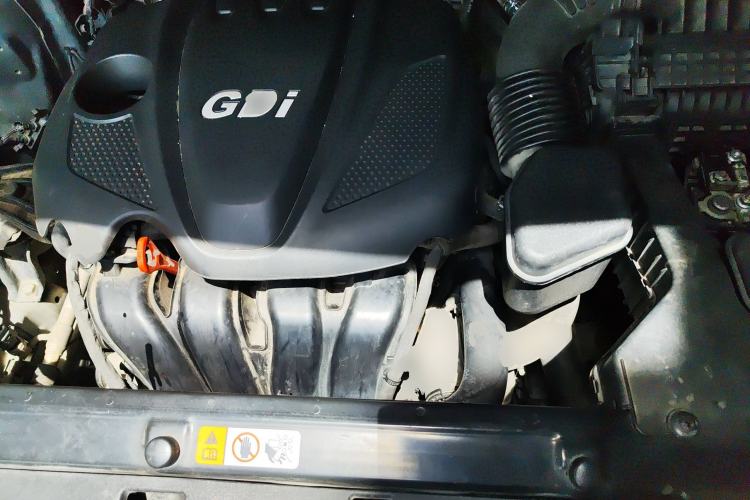 Used Hyundai Santa Fe 2013 2.4L Automatic Two-Wheel Drive Smart Version Engine Bay