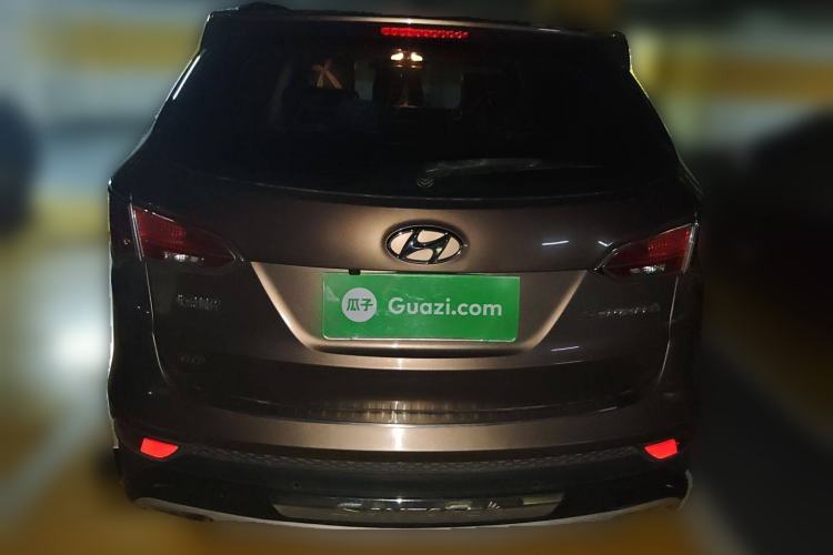 Used Hyundai Santa Fe 2013 2.4L Automatic Two-Wheel Drive Smart Version Exterior 4