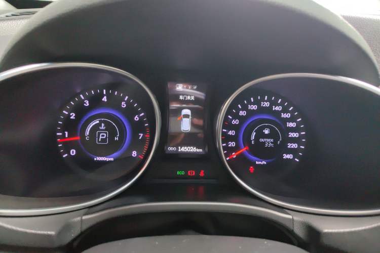 Used Hyundai Santa Fe 2013 2.4L Automatic Two-Wheel Drive Smart Version Instrument Cluster