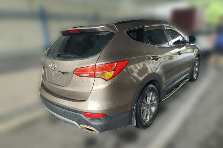 Used Hyundai Santa Fe 2013 2.4L Automatic 2WD Comfort Edition Rear Right 45 Deg