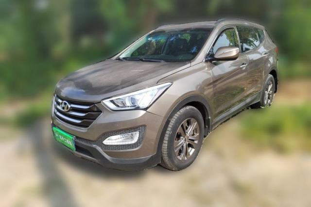 Used Hyundai Santa Fe 2013 2.4L Automatic 4x4 Smart Version