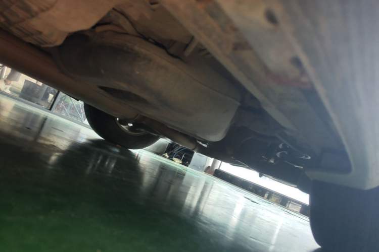 Used Hyundai Santa Fe 2013 2.4L Automatic Two-Wheel Drive Smart Version Chassis Rear Left