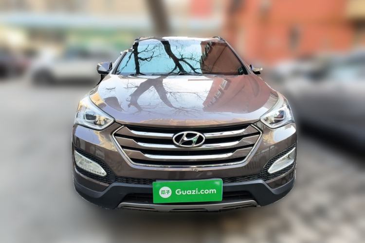 Used Hyundai Santa Fe 2013 2.4L Automatic 2WD Comfort Edition Front