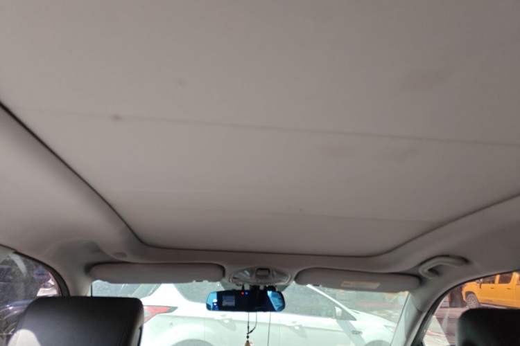 Used Hyundai Santa Fe 2013 Revised Version 2.4L Automatic All-Wheel Drive Luxury Trim Headliner