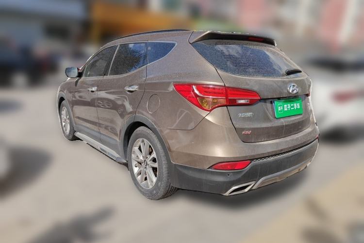 Used Hyundai Santa Fe 2013 Revised Version 2.4L Automatic All-Wheel Drive Luxury Trim Rear Left 45 Deg